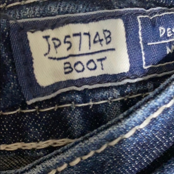 Miss Me Jeans - Picture 8 of 10